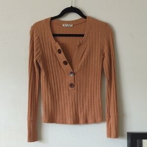 Women's Tan Sweater